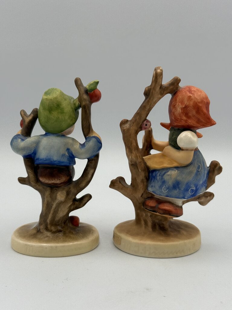 Vintage Hummel Figurines Apple Tree Girl & Boy 4” Tall /roh