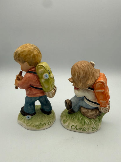 Rare Goebel Charlot Byj Figurines Backpack/Hiker Boy & Girl set /ro