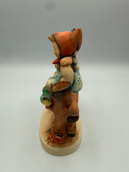 VTG set of 2 Goebel Hummel figurines Coquettes & Birthday Serenade /ro