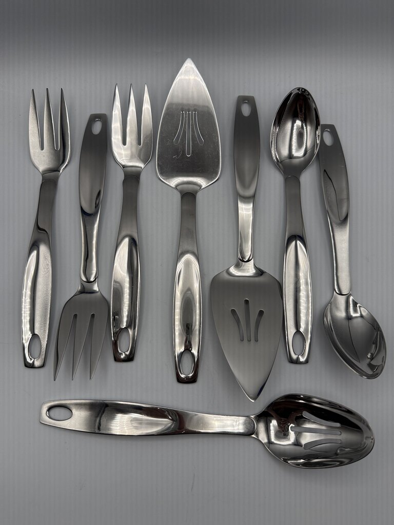 Oneida set of 8 Serving Pieces Stainless Fork Spoon Pie Servers Slotted ends /ro