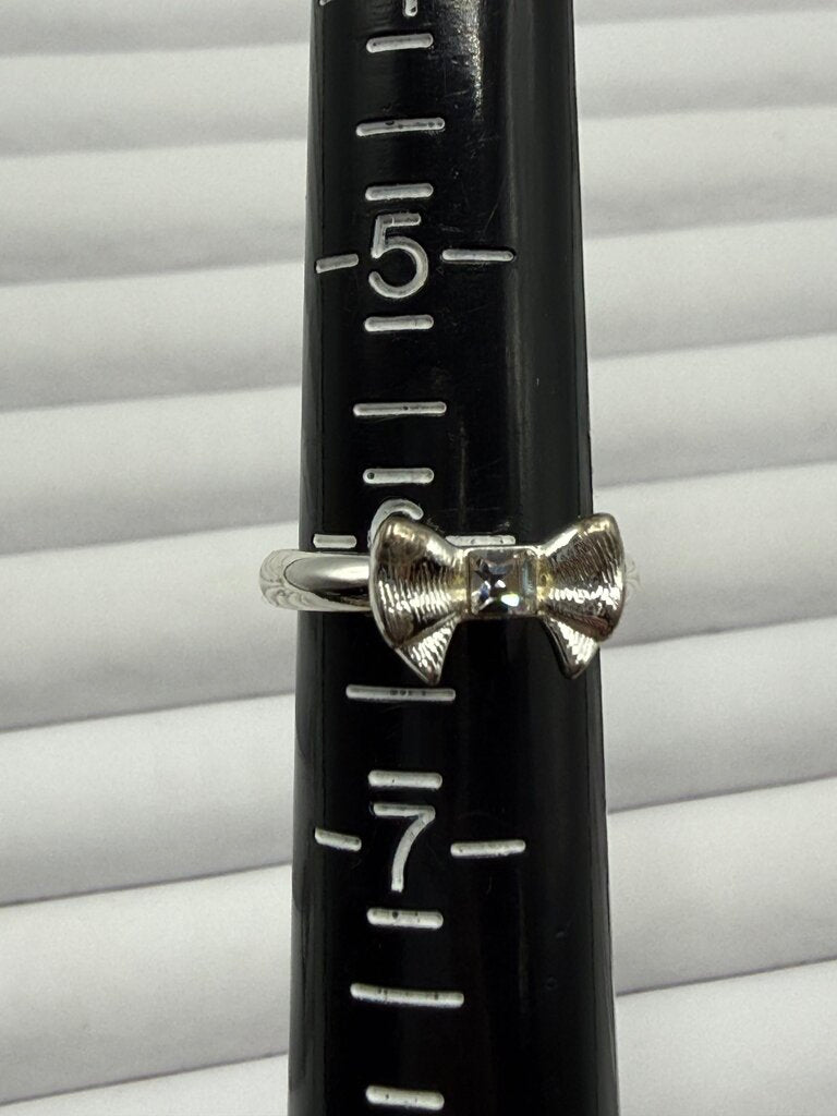 Lot of 4 SilverTone Rings Brighton, Pandora, Sterling variety sizes /ro