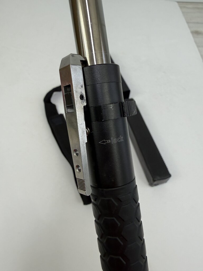 Expandable Baton with Sheath & Storage Box /ro