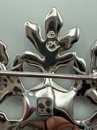 VTG Swarvoski Clear Crystal Snowflake Pin/Brooch Hallmarked /ro