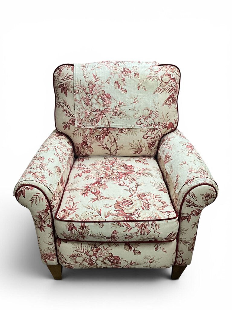 Printed Arm Chair W/ Ottoman