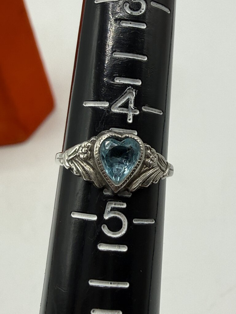 Vtg Sterling Silver Ring w/Heart Blue Topaz Gemstone Size 4.5 /ro