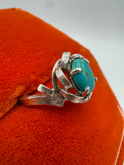 Vtg Sterling Silver Ring with Turquoise Stone Size 5.5 /ro
