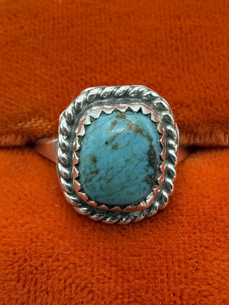 VTG Sterling Silver Ring with Turquoise Stone size 6 /ro