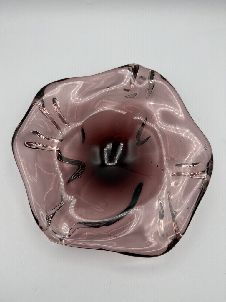 MCM Amethyst Purple Blown Glass Flower Shape Bowl 8.5” /ro