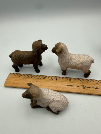 Willow Tree Nativity Standing Shepard, Donkey, Lambs /rw