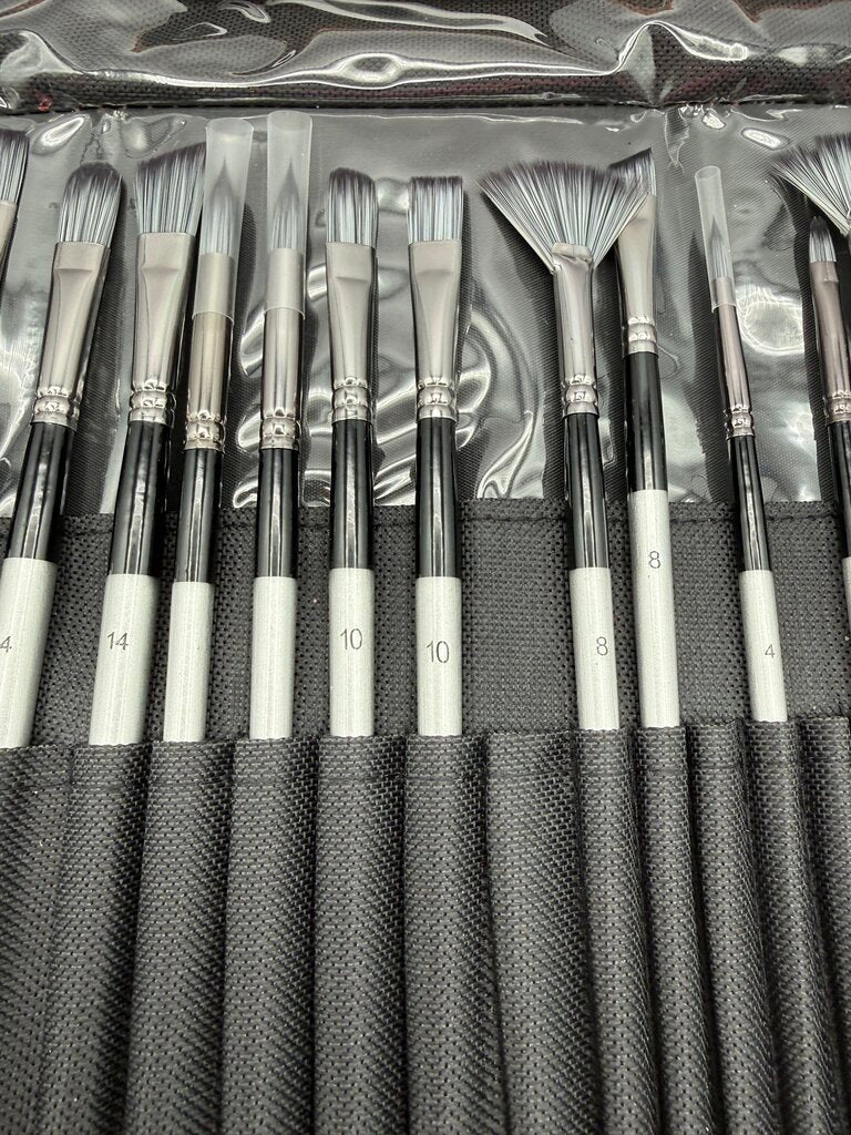 Artist Paint Brush Set of 19 pcs w/Carrying Case /roh
