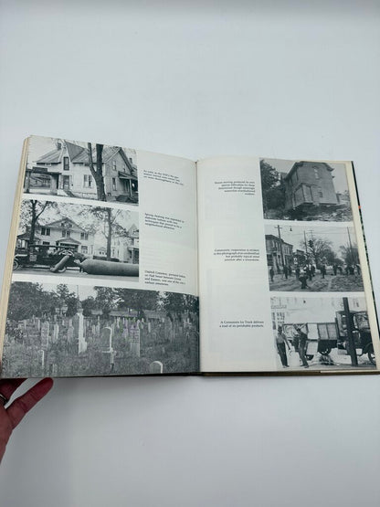 1976 Pictorial History of Grand Rapids Mapes & Travis Hardcover Book /ro