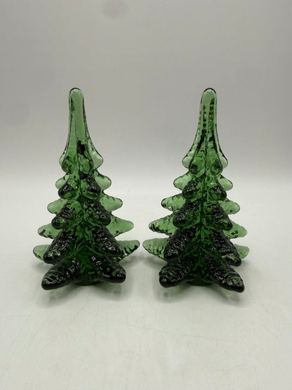 Set of 2 Blown Art Glass Green Christmas Trees 5.5” tall /ro