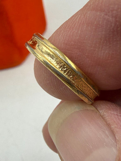 Vintage 18KT Gold Electroplated Band/Ring size 6” /ro