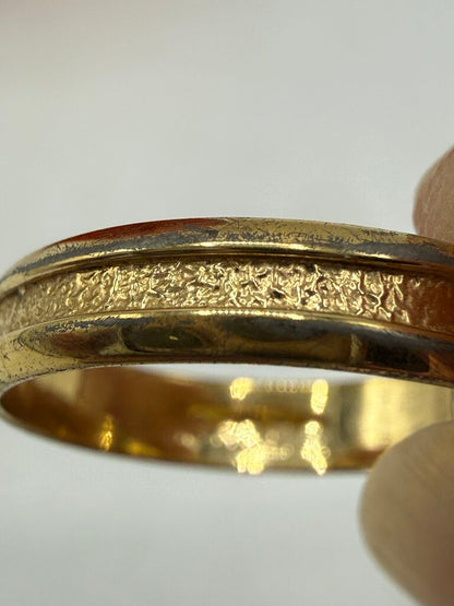 Vintage 18KT Gold Electroplated Band/Ring size 6” /ro