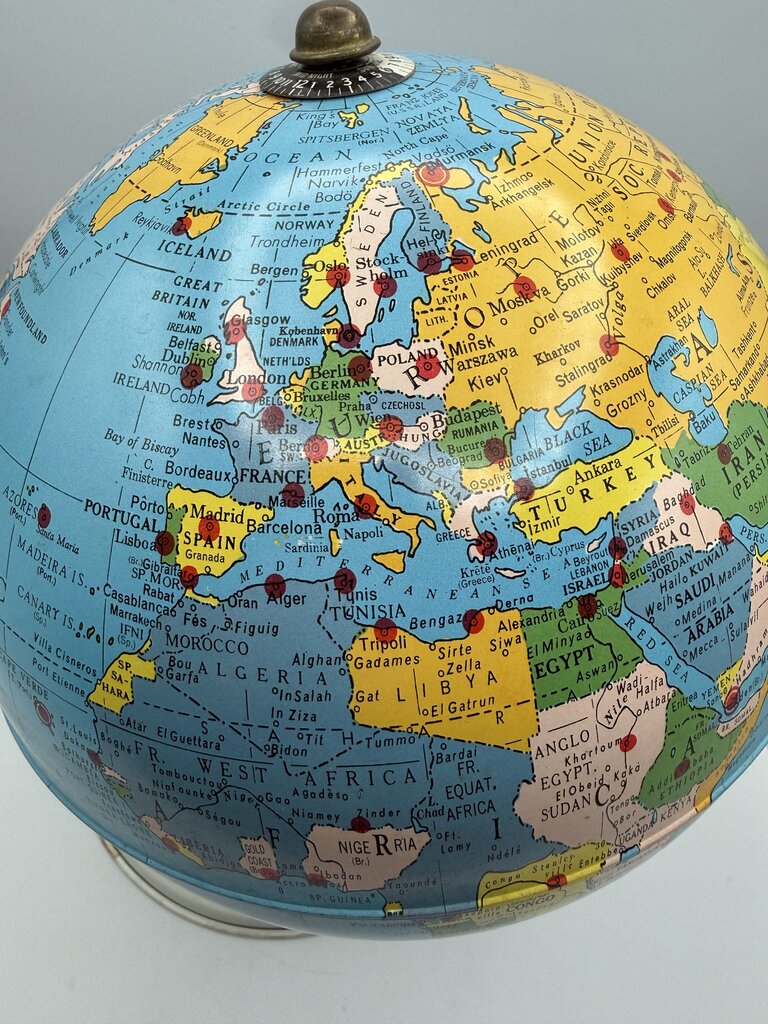 Vtg. Replogle Globes Inc 8” Magnetic Air Race Globe w/3 Planes /ro