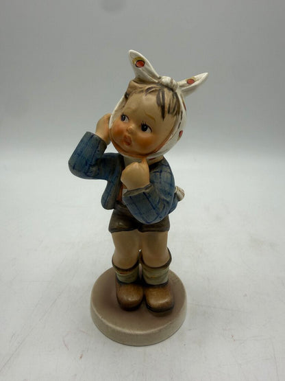 VTG Hummel Boy with Toothache #217 Figurine W Germany /roh