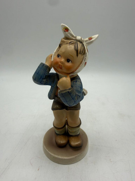 VTG Hummel Boy with Toothache #217 Figurine W Germany /roh