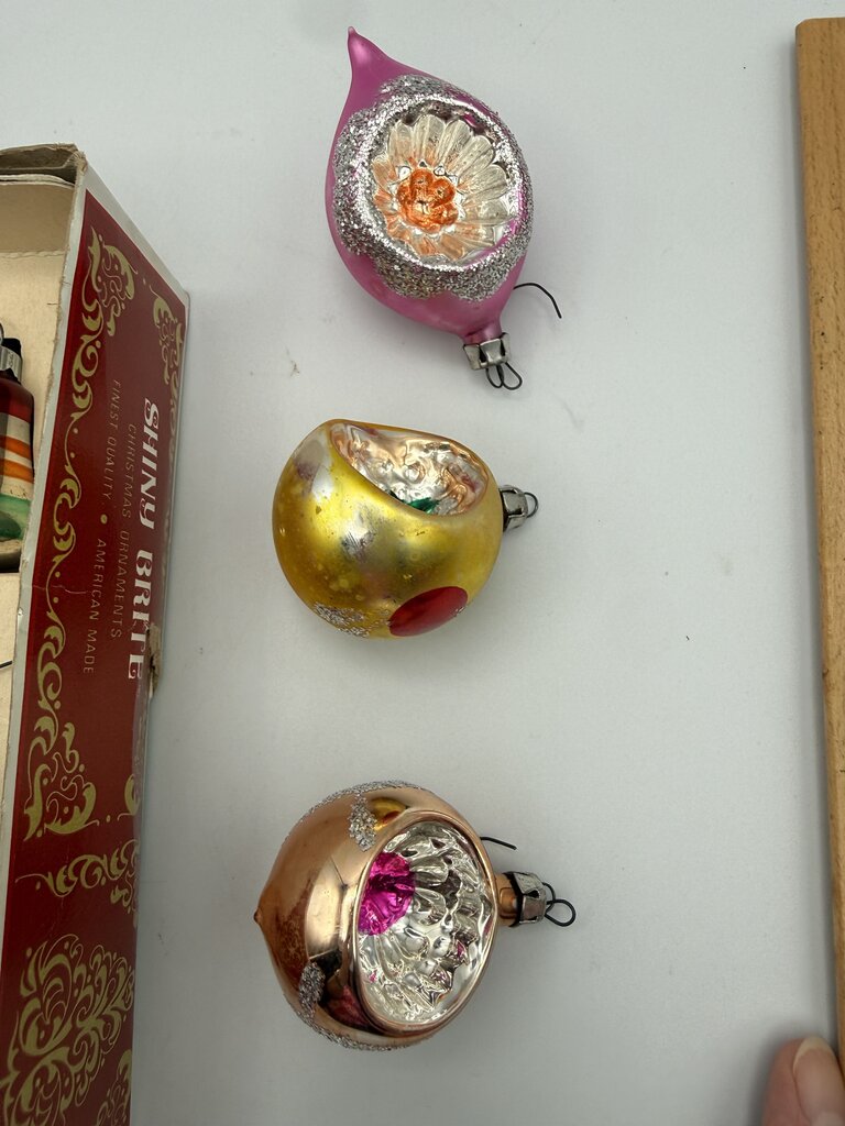 Vintage Set of 10 Glass Ornaments Shiny Brite & Blown Glass in Box /rw
