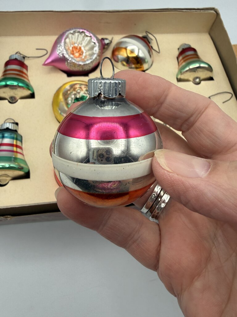 Vintage Set of 10 Glass Ornaments Shiny Brite & Blown Glass in Box /rw