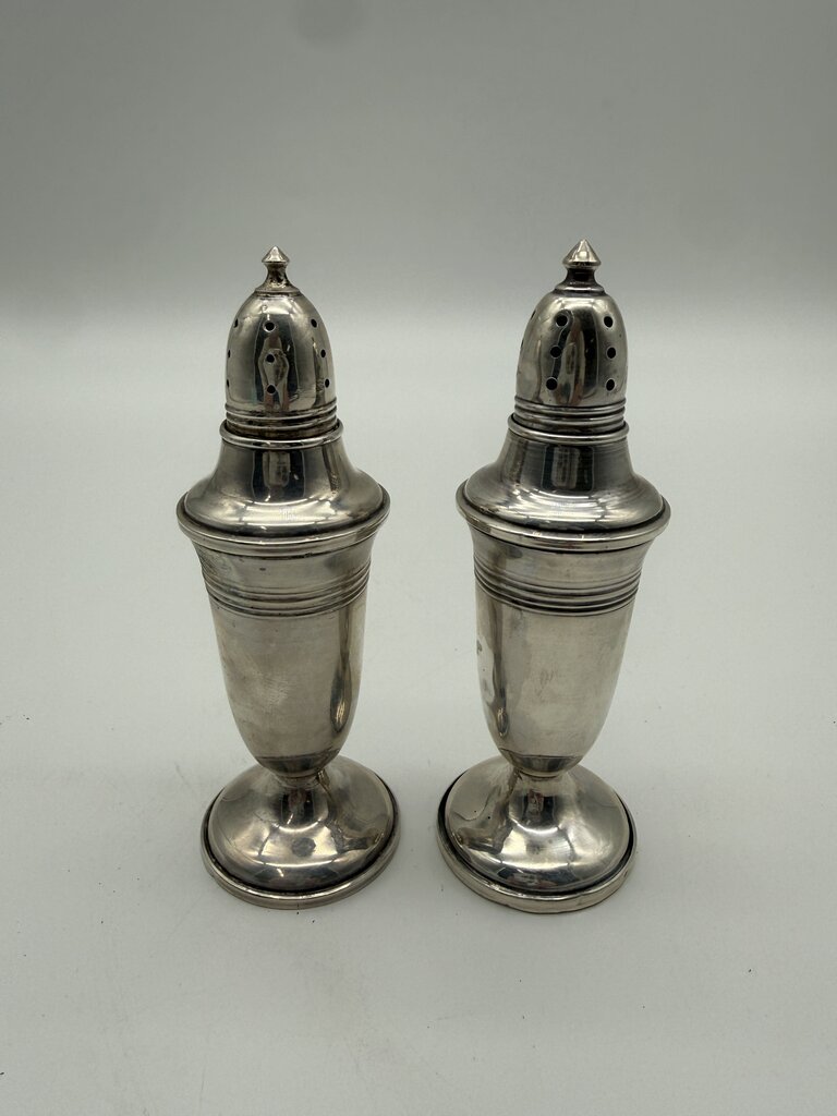 VTG Sterling Silver Salt & Pepper Shakers 68 grams /ro