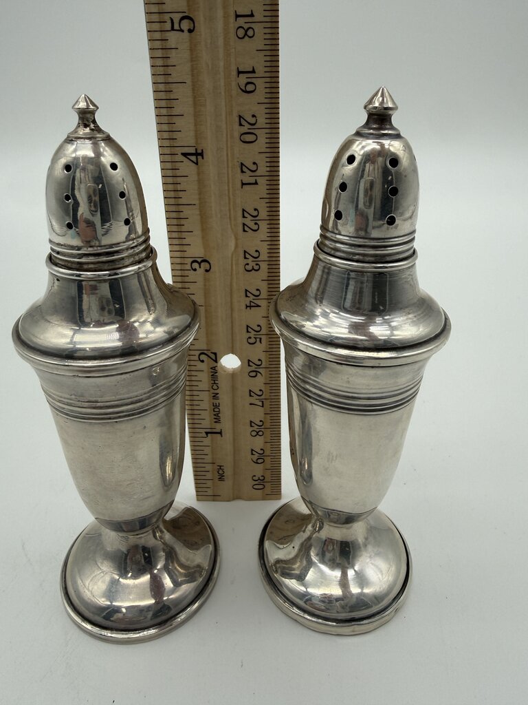 VTG Sterling Silver Salt & Pepper Shakers 68 grams /ro