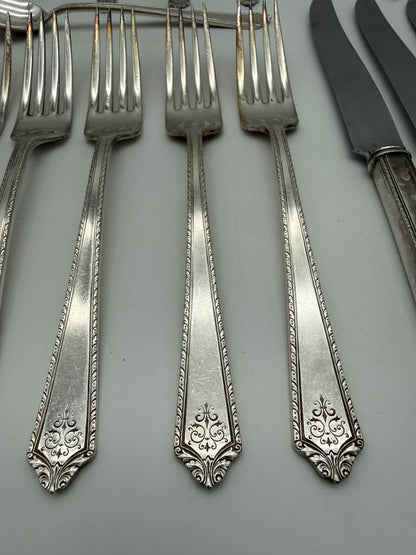 VTG Holmes & Edwards Flatware Super Plate Inlaid 21 PCs. /ro