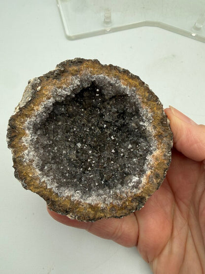 Set of 2 Geode’s Amethyst Crystal Centers in Stand /ro
