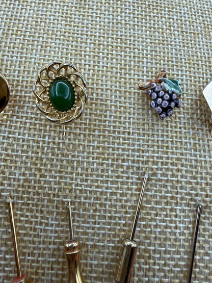 Lot of 7 Vintage Stick Pins Gold Tone /ro