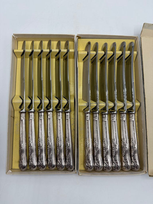 VTG set of 12 Kings Pattern Table Knives Sheffield England /rw