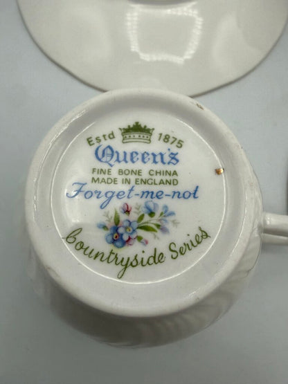 Set of 2 VTG Queen’s Bone China England Tea Cup & Saucer /roh