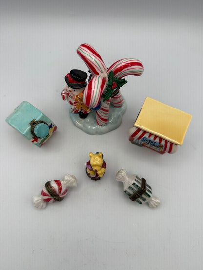 Lot of 6 Tiny Trinket Boxes Christmas Candy Theme Collectables /ro