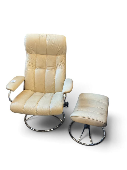 Ekornes Stressless Recliner w/ Foot Rest
