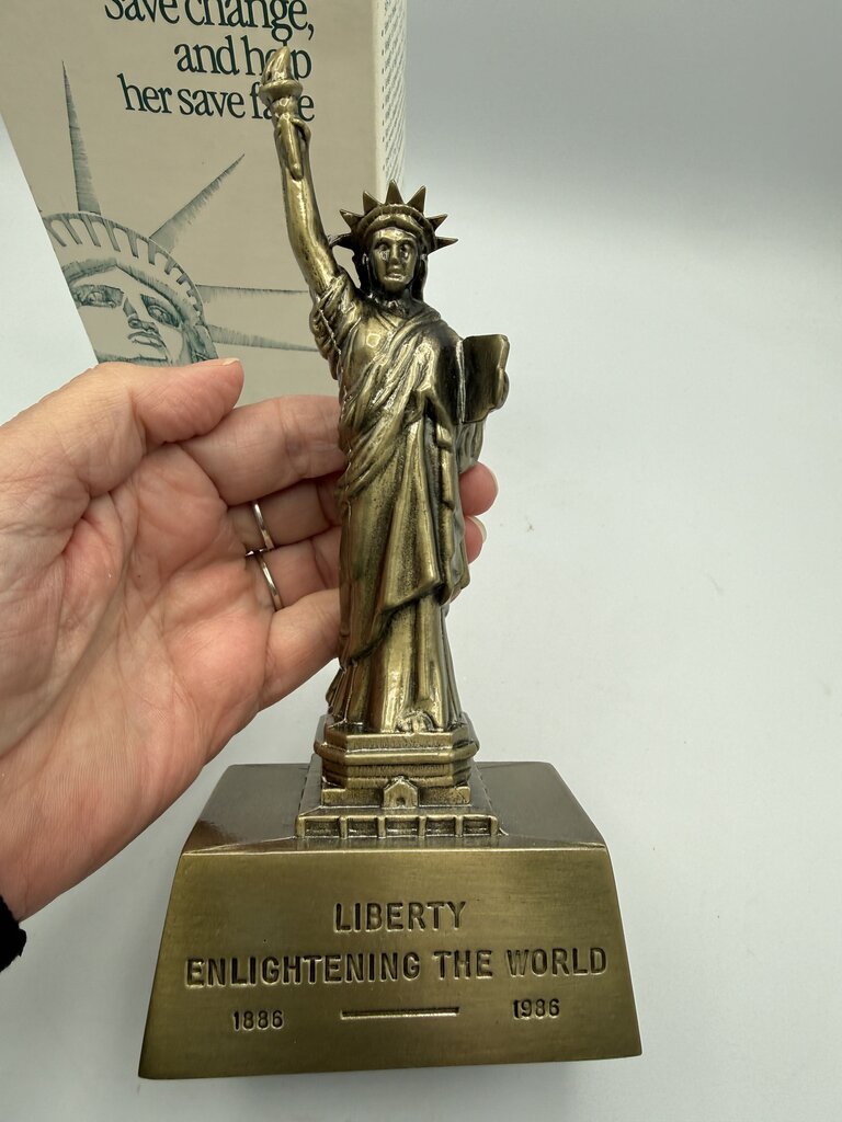 VTG Cast Metal Statue of Liberty Centennial Coin Bank /ro