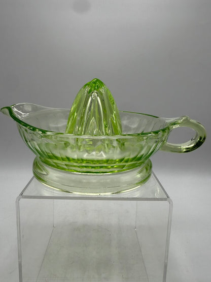 VTG Depression Green Uranium Glass Citrus Juicer /roh