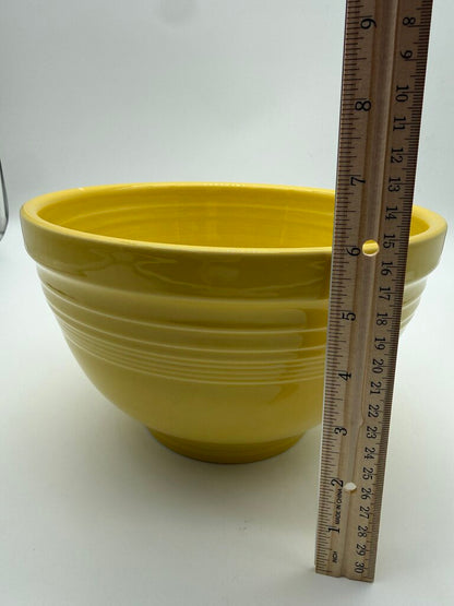Fiesta HLC Yellow Footed 10” dia Mixing Bowl /rb