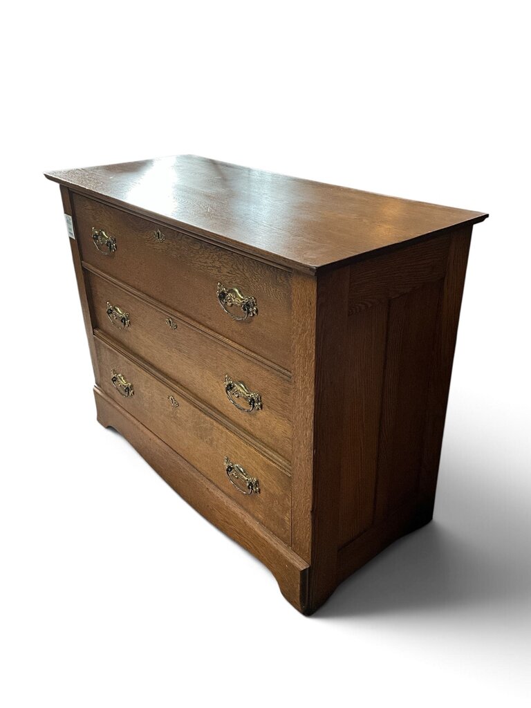 Quarter Sawn Oak Chest of Drawers