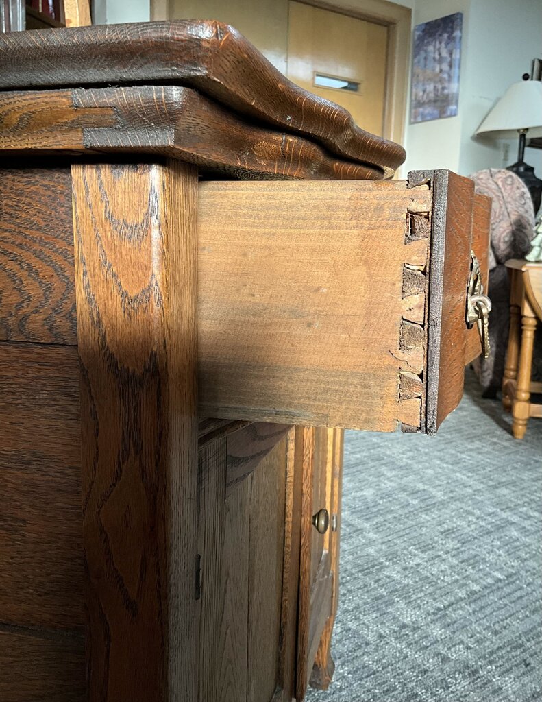 Quarter Sawn Oak Antique Wash Stand