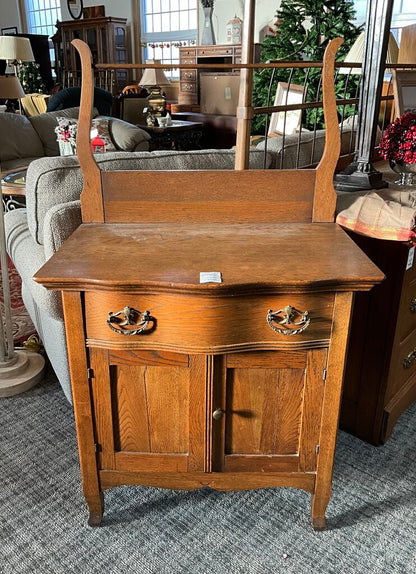 Quarter Sawn Oak Antique Wash Stand