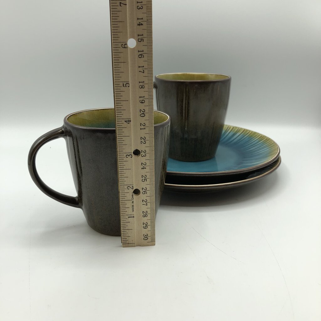 Gibson Cressa Turquoise 8 1/2” Plate w/ Mug Set of 2 /b