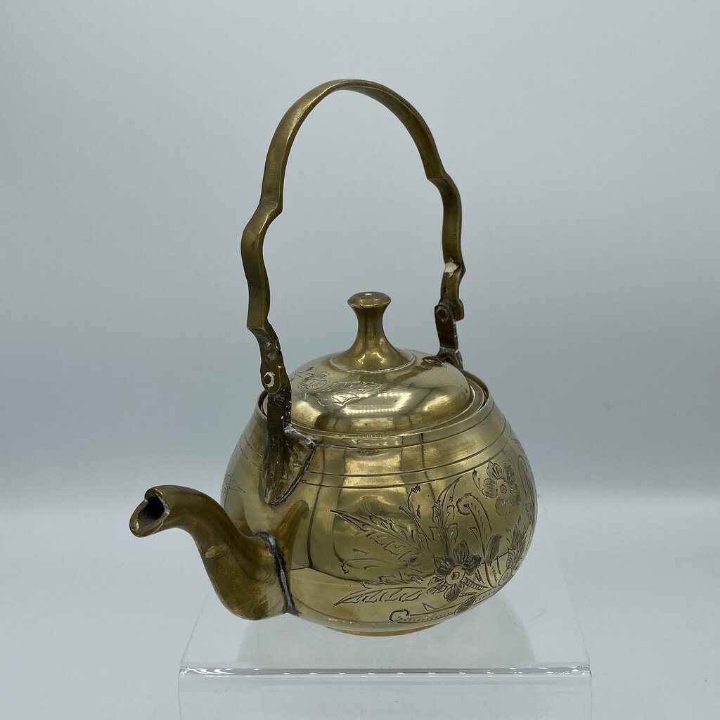 Brass Tea Pot with Etched Floral Pattern /bh