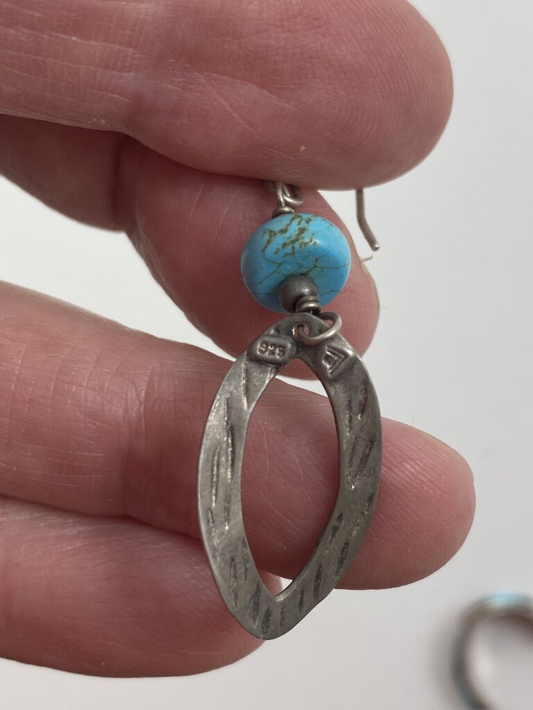 Silpada ? Sterling Silver Dangle Oval Tear Drop Turquoise Bead /r