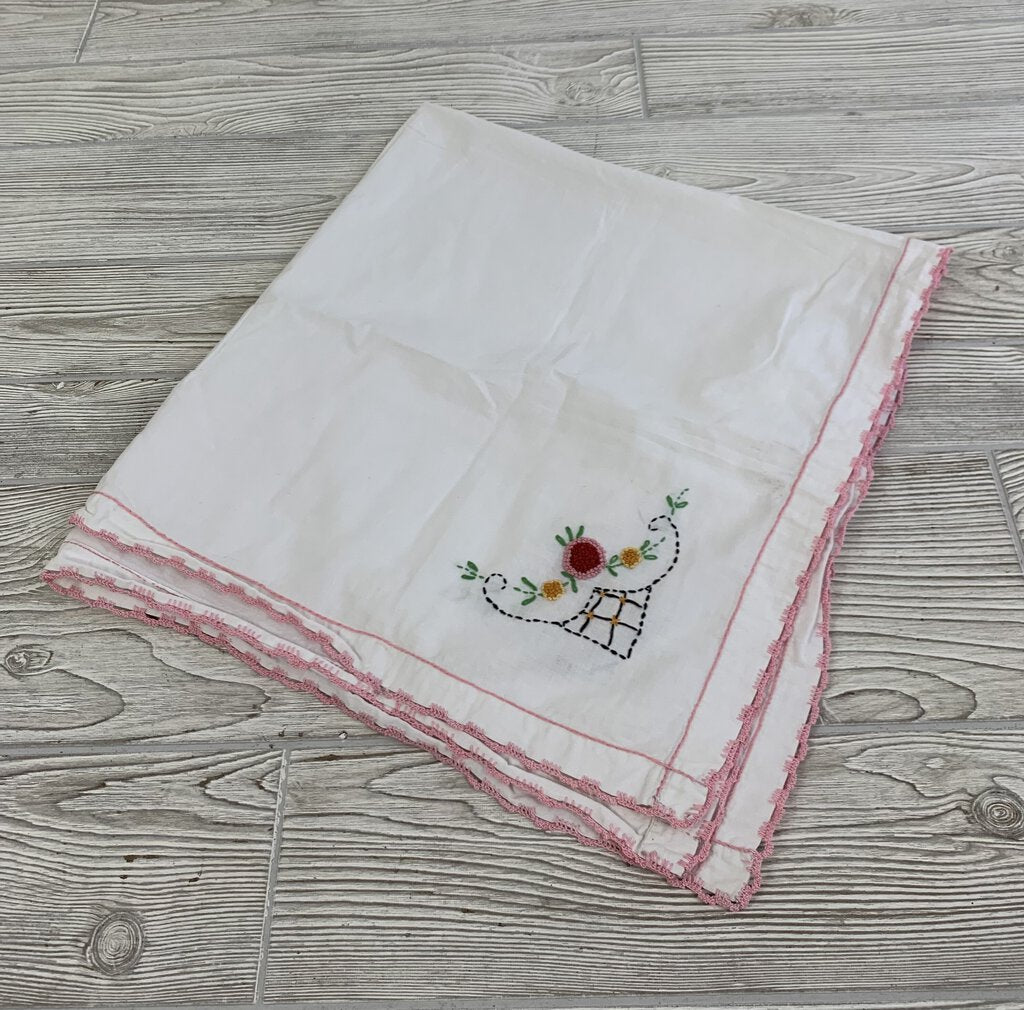 Vintage Hand-Embroidered Kitchen Tablecloth /hg