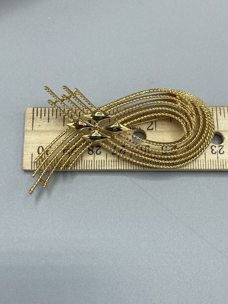 Vintage Monet Brooch/Pin Gold Toned 3” /r