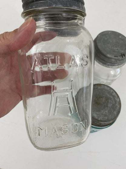 Four Vintage. Canning Jars with Zinc Lids Mason & Ball /r