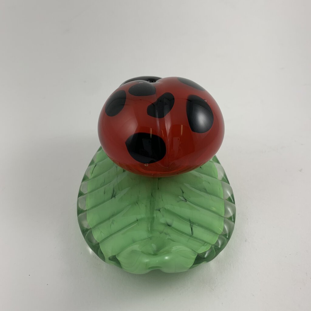 Blown Glass Murano-Style Lady Bug on a Leaf Figurine /hg