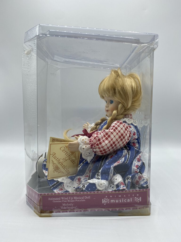 Vintage Soft Expressions Animated Wind Up Musical Doll play’s Edelweiss in Box /r