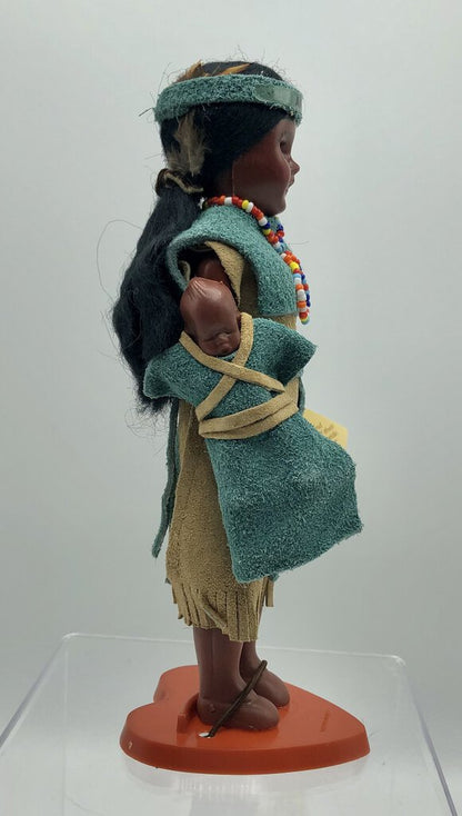 Vintage Carlson Mescalero Apache Princess Doll /b