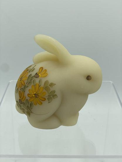 Fenton Bunny Rabbit Satin Yellow Glass Hand Painted Figurine /ro