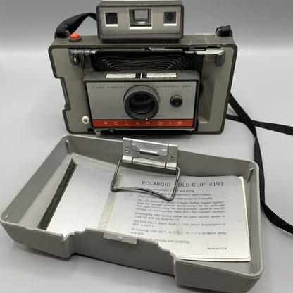 Vintage Polaroid 220 Land Camera With Case /hg