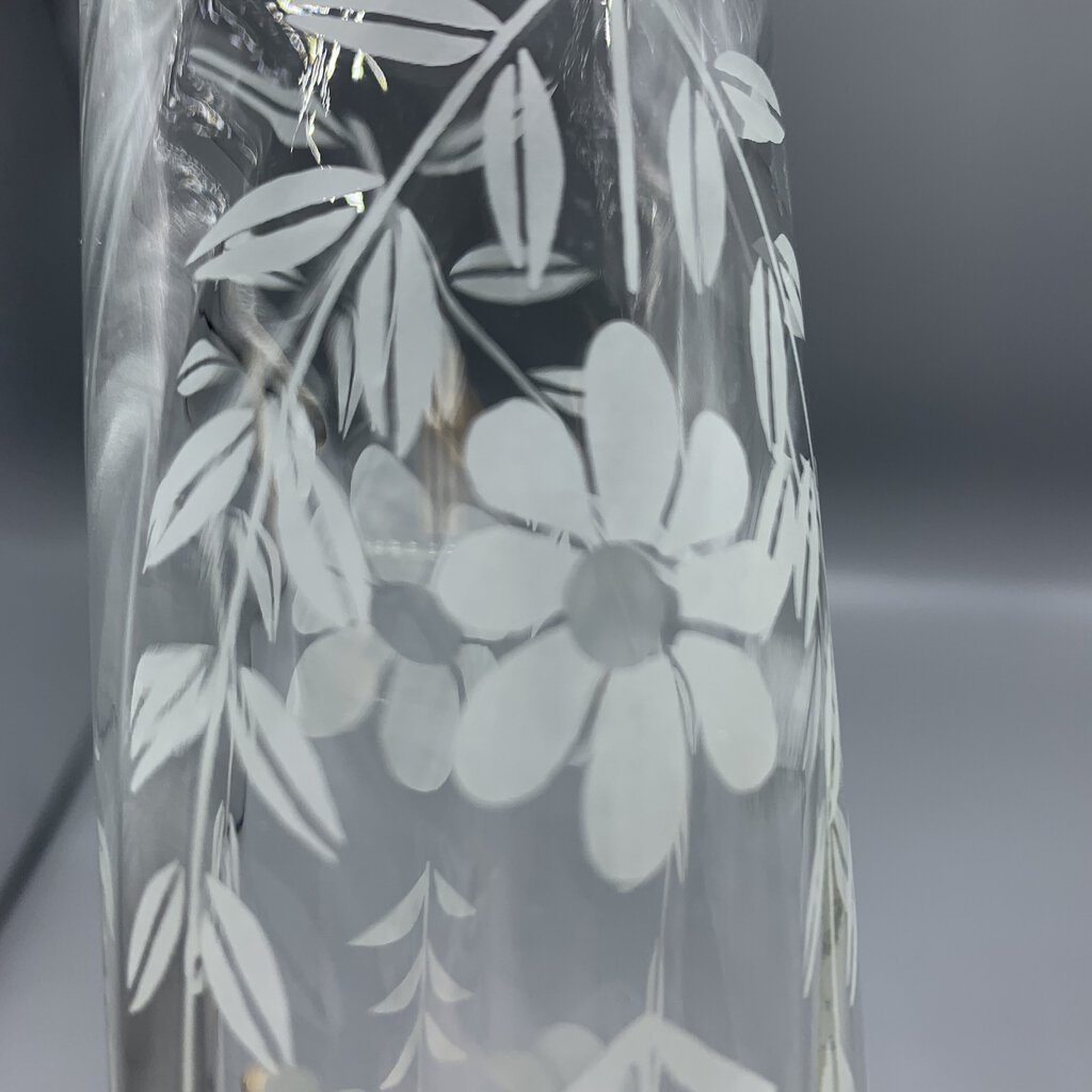 Vintage Optic Rib Floral Etched Vase /hg